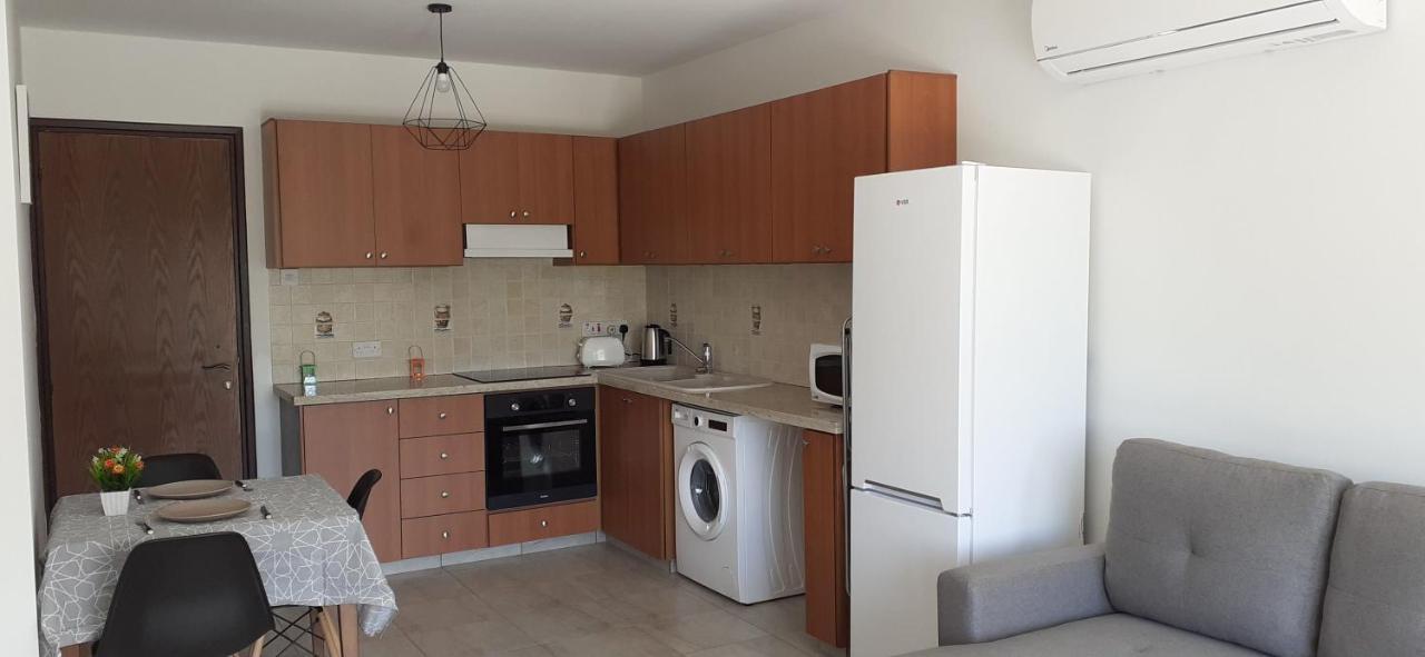 Appartement Akamandos 76 à Peyia Extérieur photo